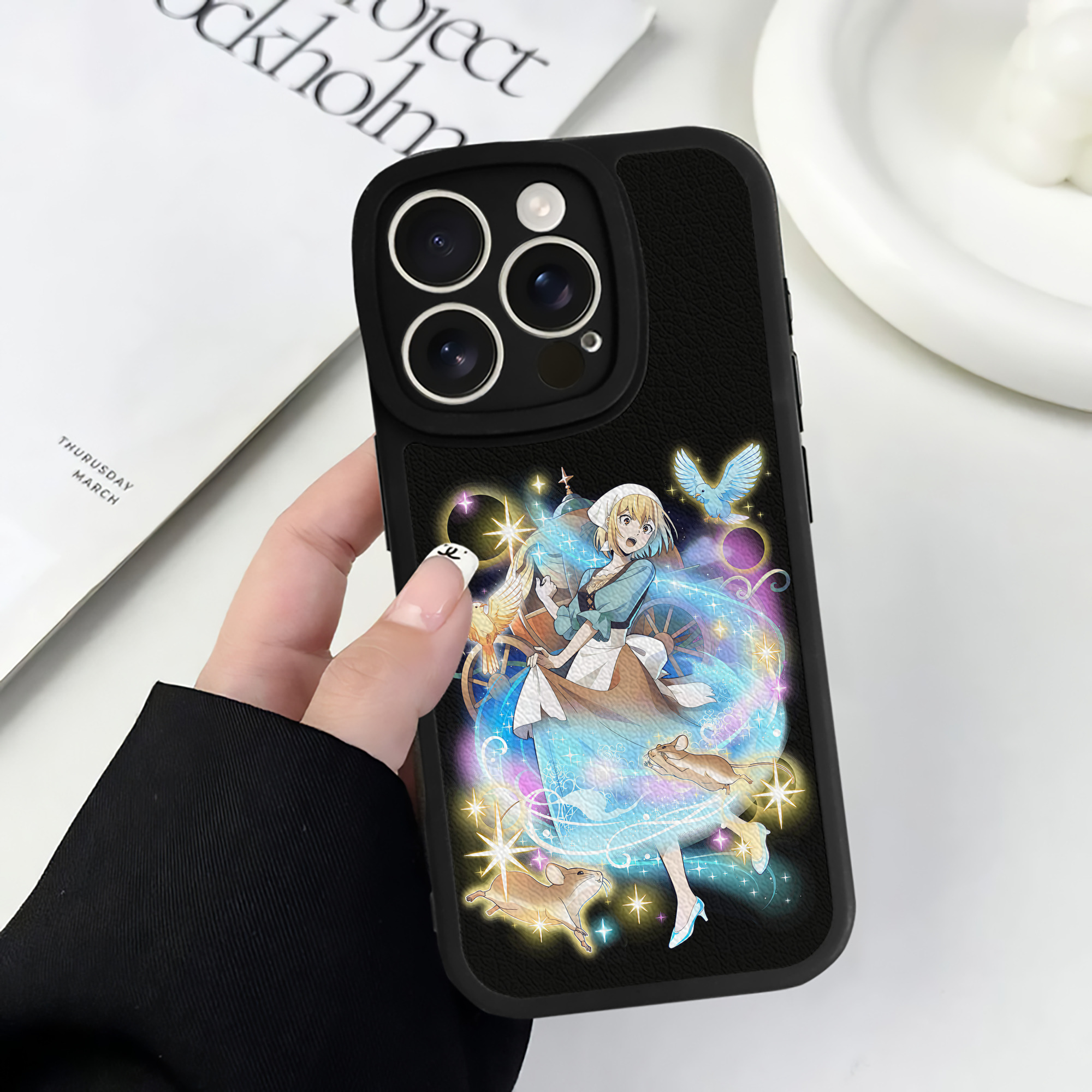 （画像用） 文豪ストレイドッグス Bungo Stray Dogs 【iPhone 16シリーズ対応】シリコンスマホケース（レザー調） 材質：シリコン